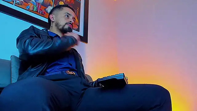 Snapshot of MAXIMUS_MASTE3 chatting on 09-08-25, 09:36 MAXIMUS MASTE3 online show from 09-08-25, 09:36