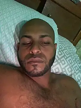 islandvybee55 online show from 01-06-26, 02:59