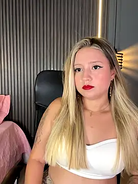 MiaPetit  online show from 09-13-25, 11:37