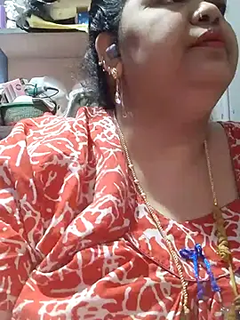 Snapshot of tamilthanushri chatting on 05-05-26, 05:04 tamilthanushri online show from 05-05-26, 05:04