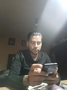 Snapshot of d3lfigarcia chatting on 07-30-26, 07:18 d3lfigarcia online show from 07-30-26, 07:18