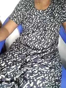 Snapshot of Jasikatamil chatting on 01-24-25, 09:58 Jasikatamil online show from 01-24-25, 09:58