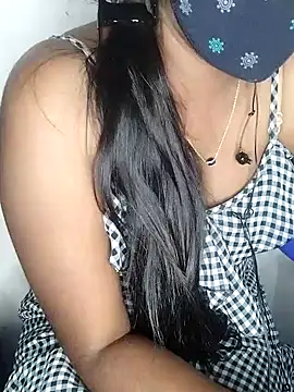 Snapshot of Jasikatamil chatting on 01-31-25, 06:57 Jasikatamil online show from 01-31-25, 06:57