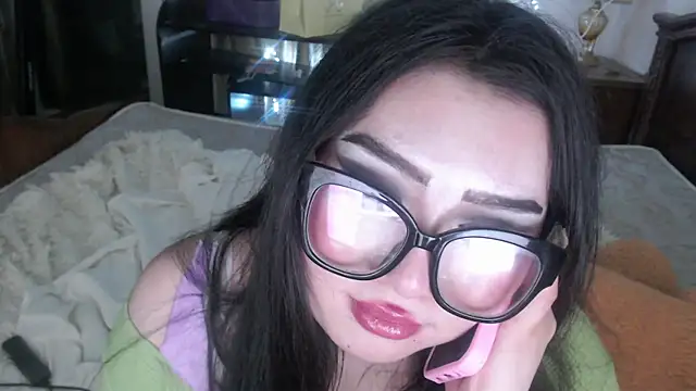 Snapshot of cutie_sakura chatting on 03-15-25, 05:48 cutie sakura online show from 03-15-25, 05:48