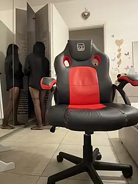 cicciolina online show from 12-04-25, 01:09