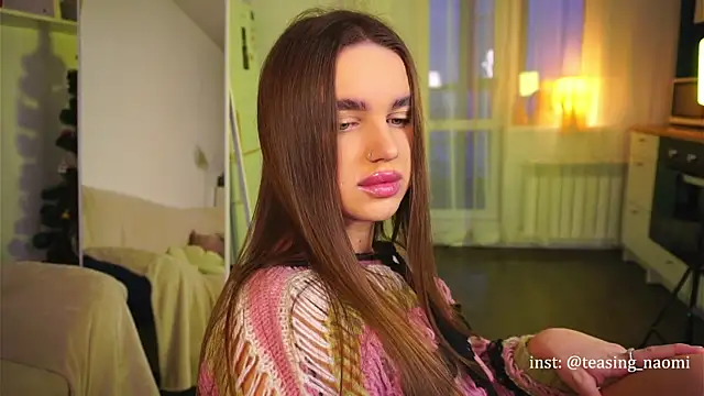 aesthetics  tease online show from 01-12-25, 02:35