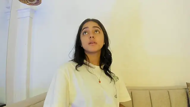 natalia aguirre1 online show from 10-13-25, 12:27