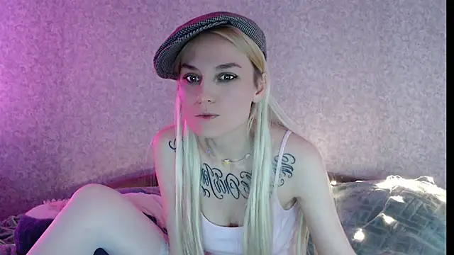 mischellemeow13 online show from 12-05-24, 08:55