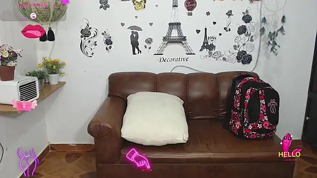 Snapshot of FernandaEloisa chatting on 01-14-25, 12:56 FernandaEloisa online show from 01-14-25, 12:56