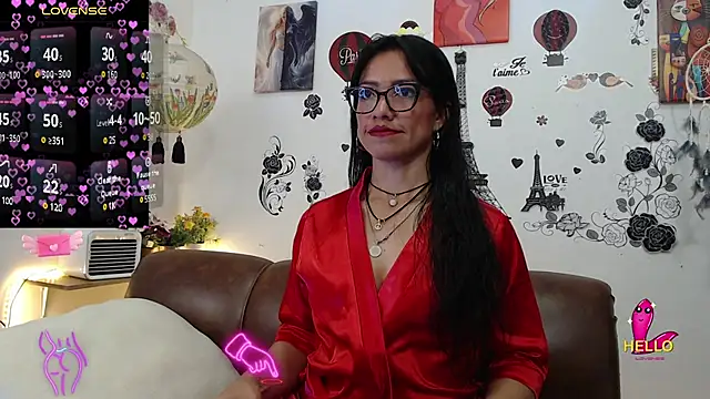 Snapshot of FernandaEloisa chatting on 02-20-25, 02:24 FernandaEloisa online show from 02-20-25, 02:24
