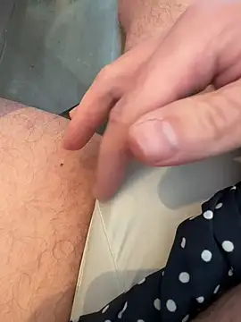 Snapshot of Voyeurpervert69 chatting on 02-25-26, 08:24 Voyeurpervert69 online show from 02-25-26, 08:24