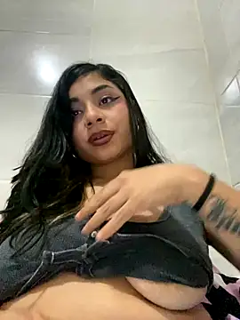 Snapshot of mysteriousgirl20 chatting on 11-13-25, 04:17 mysteriousgirl20 online show from 11-13-25, 04:17