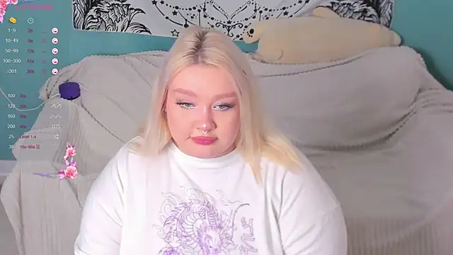 LilyBelll online show from 12-27-24, 01:43