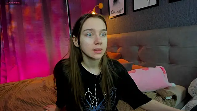 Lesi Moonie01 online show from 12-04-25, 08:34