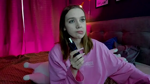 Lesi Moonie01 online show from 02-15-26, 09:52