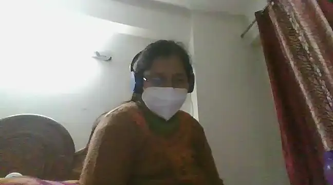 cutiecatty21 online show from 12-26-24, 04:47