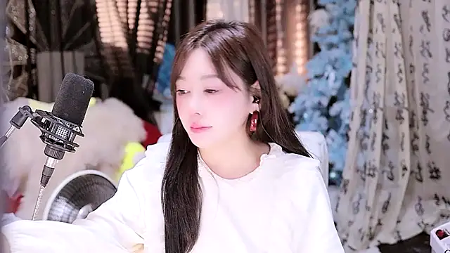 Snapshot of Missy_Nana21 chatting on 03-21-25, 04:18 Missy Nana21 online show from 03-21-25, 04:18