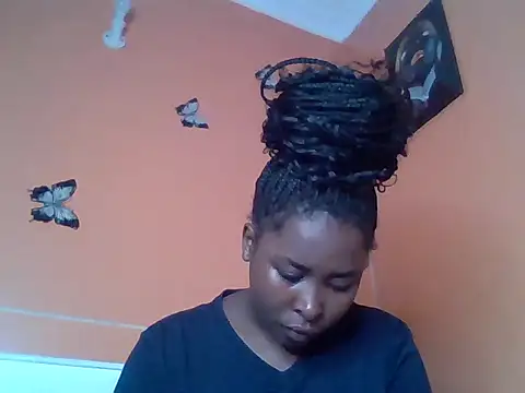 Moonfades online show from 12-19-25, 09:49