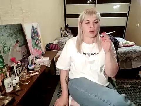 Snapshot of Lia_Laguna77 chatting on 07-04-26, 11:22 Lia Laguna77 online show from 07-04-26, 11:22