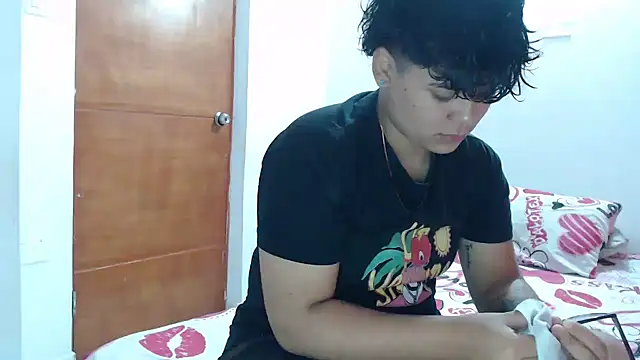 Snapshot of SHARLOTTE_MORGAN chatting on 02-07-25, 04:59 SHARLOTTE MORGAN online show from 02-07-25, 04:59