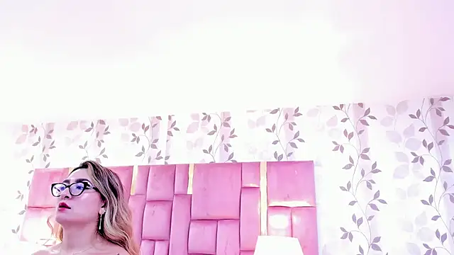 AmbarSantany online show from 03-08-26, 02:04