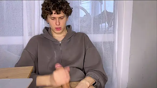 alyx garden online show from 03-15-26, 12:22