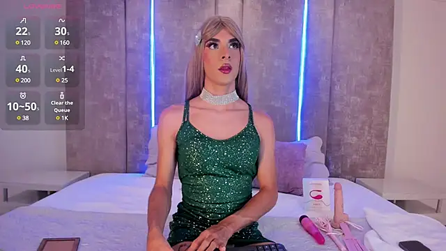 MaxiRogers online show from 03-11-25, 09:04