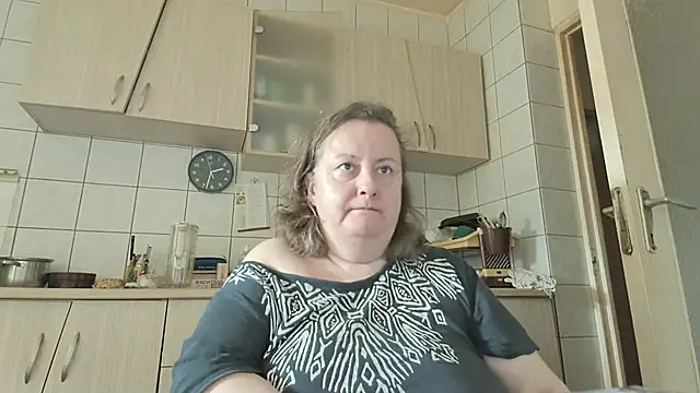 Snapshot of melissaBlessing chatting on 03-02-25, 10:35 melissaBlessing online show from 03-02-25, 10:35