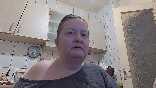 Snapshot of melissaBlessing chatting on 10-04-25, 02:09 melissaBlessing online show from 10-04-25, 02:09