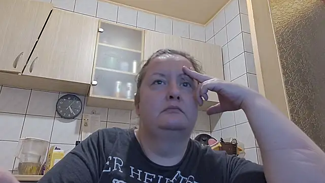 Snapshot of melissaBlessing chatting on 06-14-26, 02:24 melissaBlessing online show from 06-14-26, 02:24