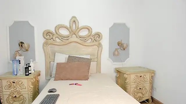  chloe adams online show from 11-21-25, 11:31