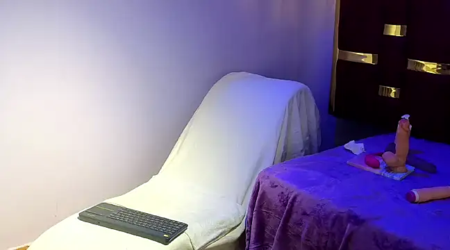 lilimini032 online show from 01-30-25, 10:41