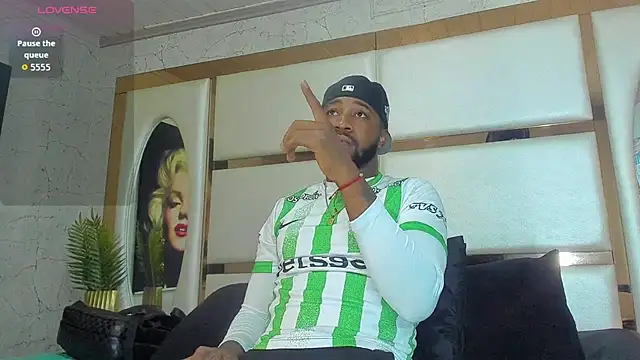 Drake Nassir4 online show from 01-13-26, 08:58