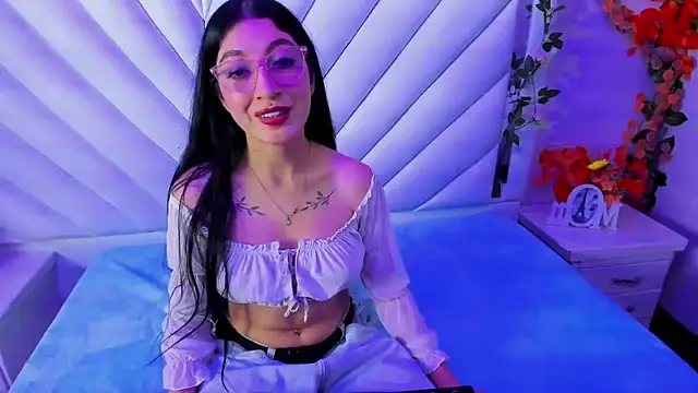 Katty Queen online show from 10-15-25, 07:25