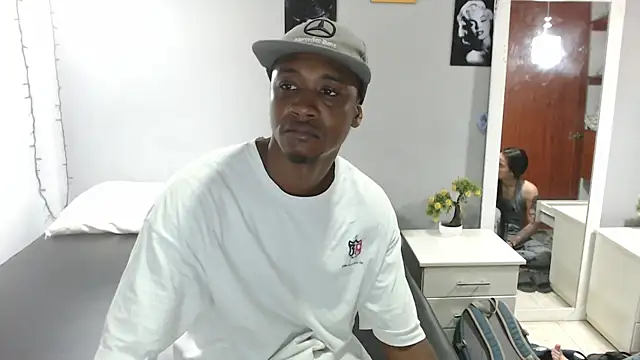 Snapshot of Kimandyuk chatting on 01-07-25, 07:28 Kimandyuk online show from 01-07-25, 07:28