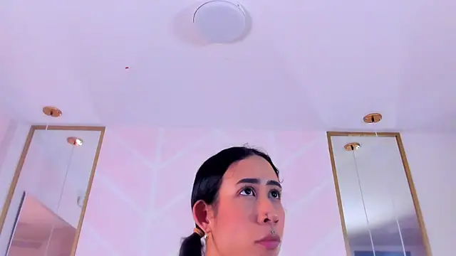 GabyPetit online show from 12-05-25, 07:54