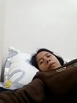 Snapshot of doggiepossession chatting on 02-25-25, 02:22 doggiepossession online show from 02-25-25, 02:22