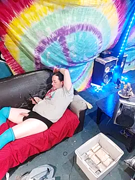 Snapshot of Boo-boo_kittyfux chatting on 10-21-25, 11:38 Boo-boo kittyfux online show from 10-21-25, 11:38