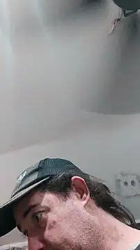 Snapshot of Boo-boo_kittyfux chatting on 12-02-25, 01:33 Boo-boo kittyfux online show from 12-02-25, 01:33