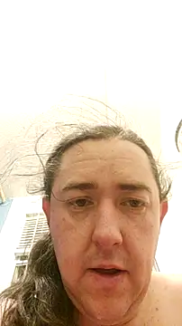 Boo-boo kittyfux online show from 12-17-25, 05:46