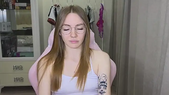 littlevildevil online show from 01-28-25, 11:17