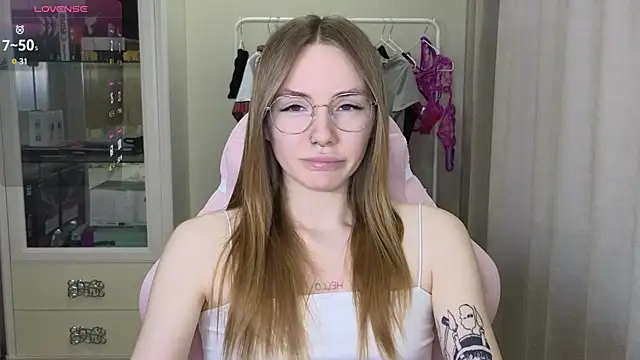 littlevildevil online show from 02-13-25, 09:30