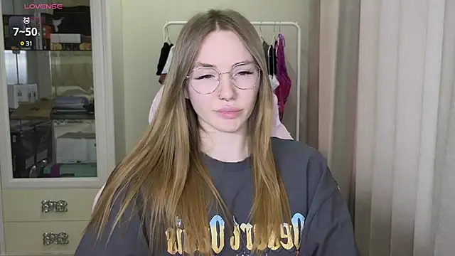 littlevildevil online show from 02-28-25, 11:14