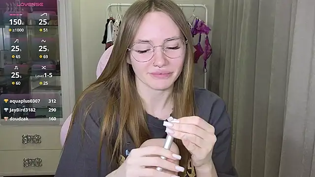 littlevildevil online show from 03-03-25, 03:09