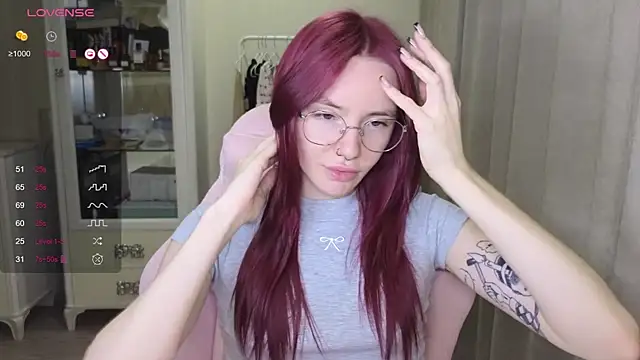 littlevildevil online show from 09-12-25, 11:54