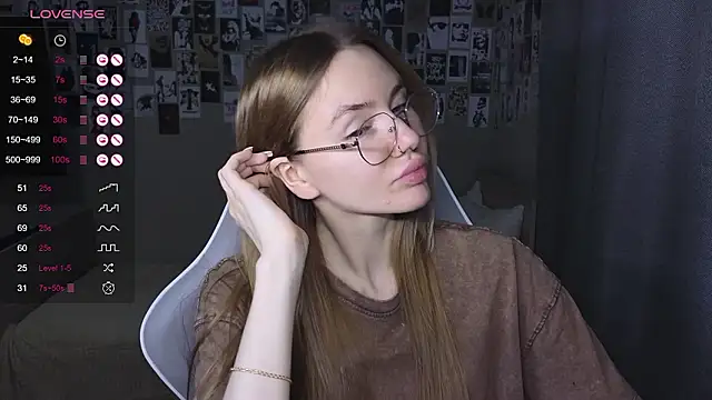 littlevildevil online show from 03-10-26, 06:51