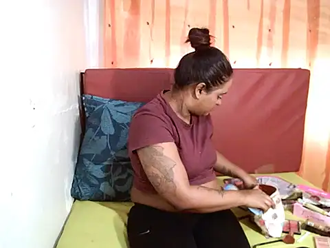 Snapshot of Indian_sunshine chatting on 07-09-26, 05:22 Indian sunshine online show from 07-09-26, 05:22