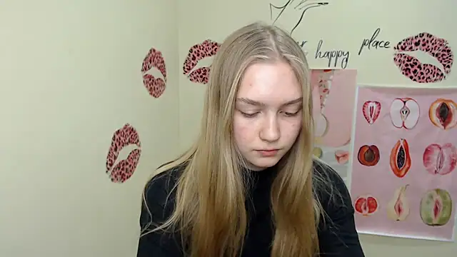 Snapshot of MademoiselleCl chatting on 12-06-24, 01:11 MademoiselleCl online show from 12-06-24, 01:11