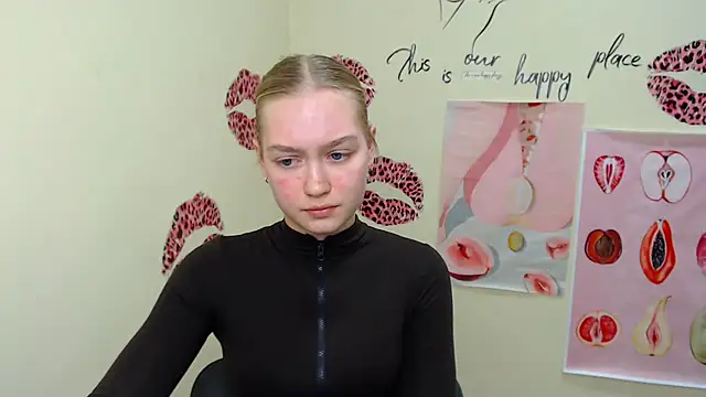 Snapshot of MademoiselleCl chatting on 12-13-24, 03:11 MademoiselleCl online show from 12-13-24, 03:11