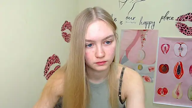 Snapshot of MademoiselleCl chatting on 12-14-24, 07:18 MademoiselleCl online show from 12-14-24, 07:18